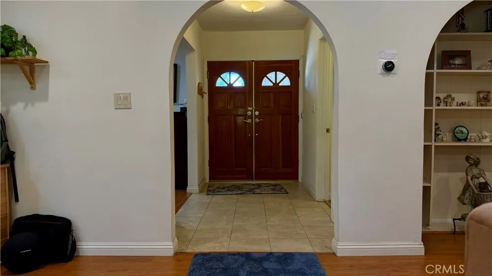 9621 Jumilla Chatsworth, CA 91311