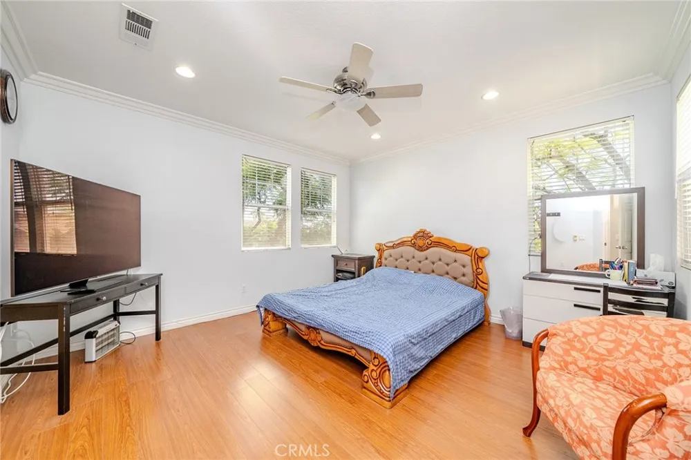 11450 Wistful Vista Way Porter Ranch, CA 91326