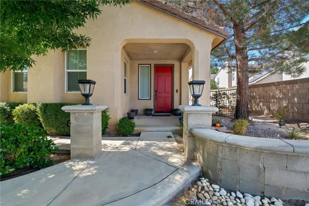 5824 W Avenue K13 Lancaster, CA 93536