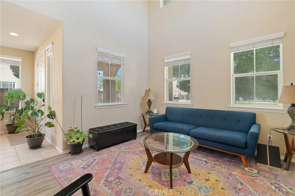 5824 W Avenue K13 Lancaster, CA 93536