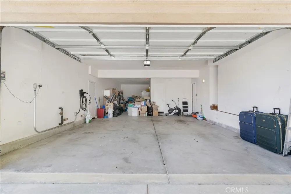 5824 W Avenue K13 Lancaster, CA 93536