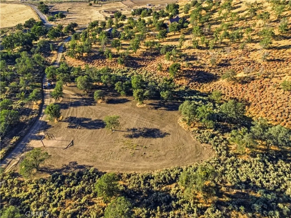 Chalet Tehachapi, CA 93561