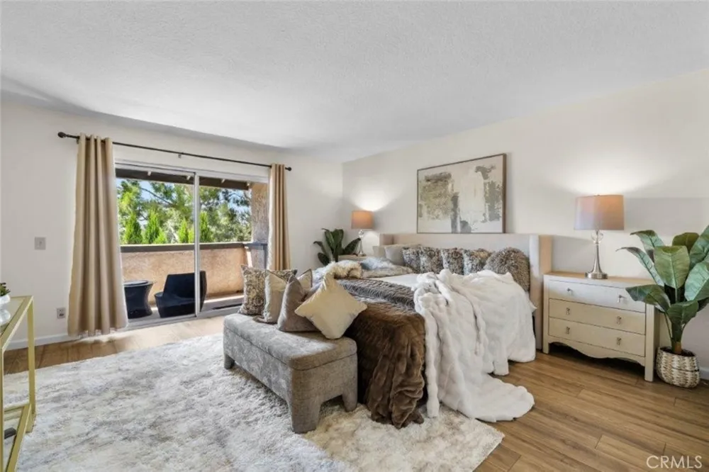 19150 Lahey Street #2 Porter Ranch, CA 91326