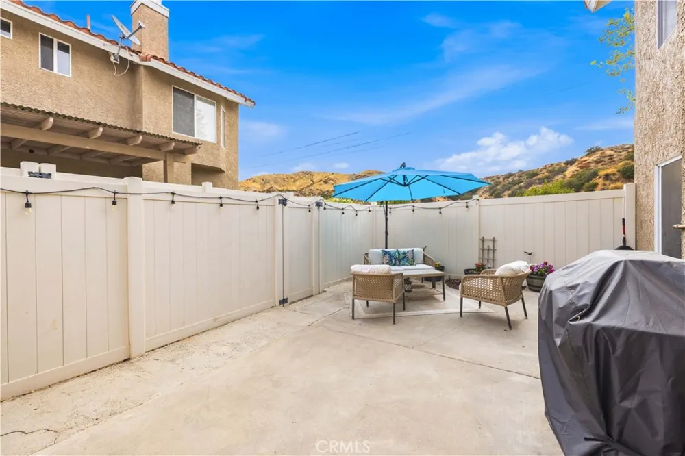 28148 Bobwhite Circle #64 Saugus, CA 91350