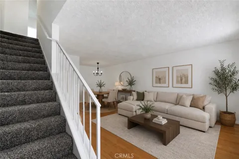 1527 Stanford Street #5