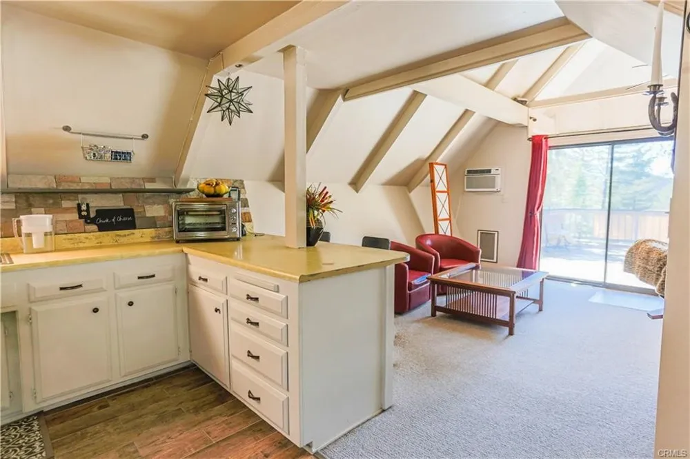 1916 Poplar Pine Mountain Club, CA 93222