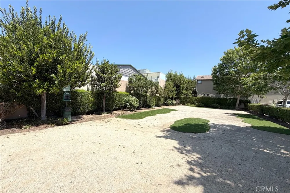 21125 Ingomar Court Canoga Park, CA 91304