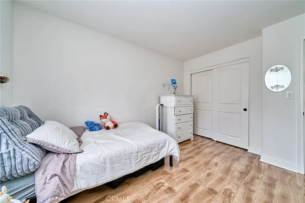 21125 Ingomar Court Canoga Park, CA 91304