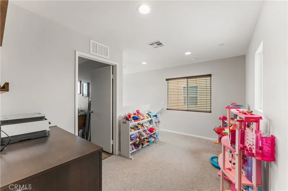 2830 La Calle Audaz Rosamond, CA 93560
