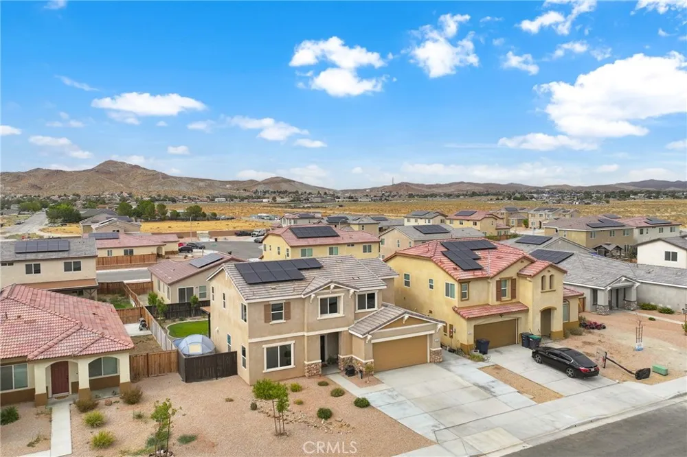 2830 La Calle Audaz Rosamond, CA 93560