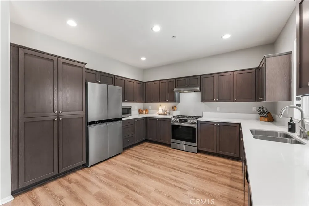 2830 La Calle Audaz Rosamond, CA 93560