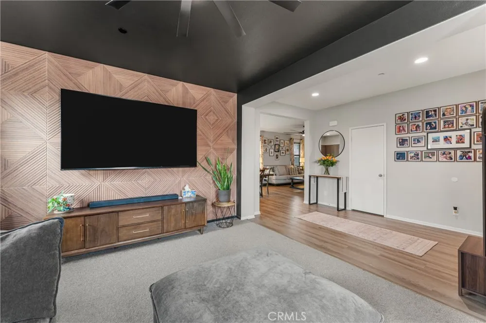 2830 La Calle Audaz Rosamond, CA 93560