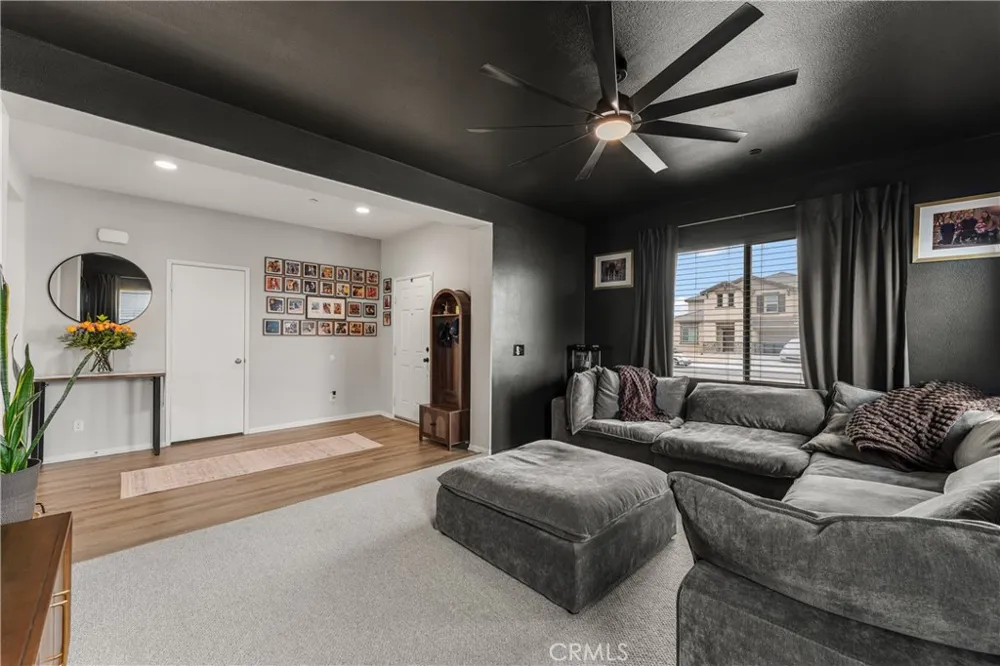 2830 La Calle Audaz Rosamond, CA 93560