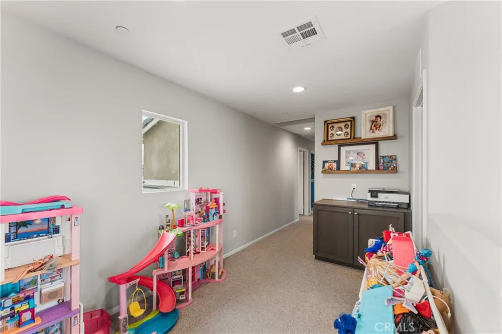 2830 La Calle Audaz Rosamond, CA 93560