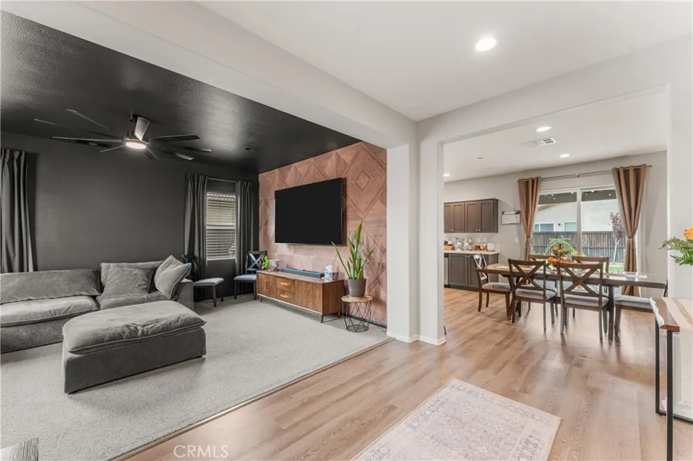 2830 La Calle Audaz Rosamond, CA 93560
