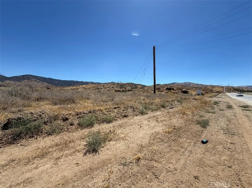 1602 Vac/Cor S/Farnborough Palmdale, CA 93551