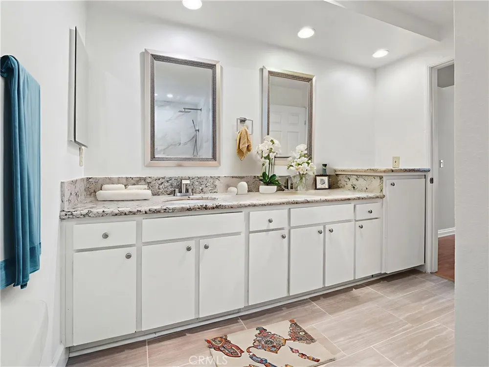 4301 Fulton Avenue #303 Sherman Oaks, CA 91423