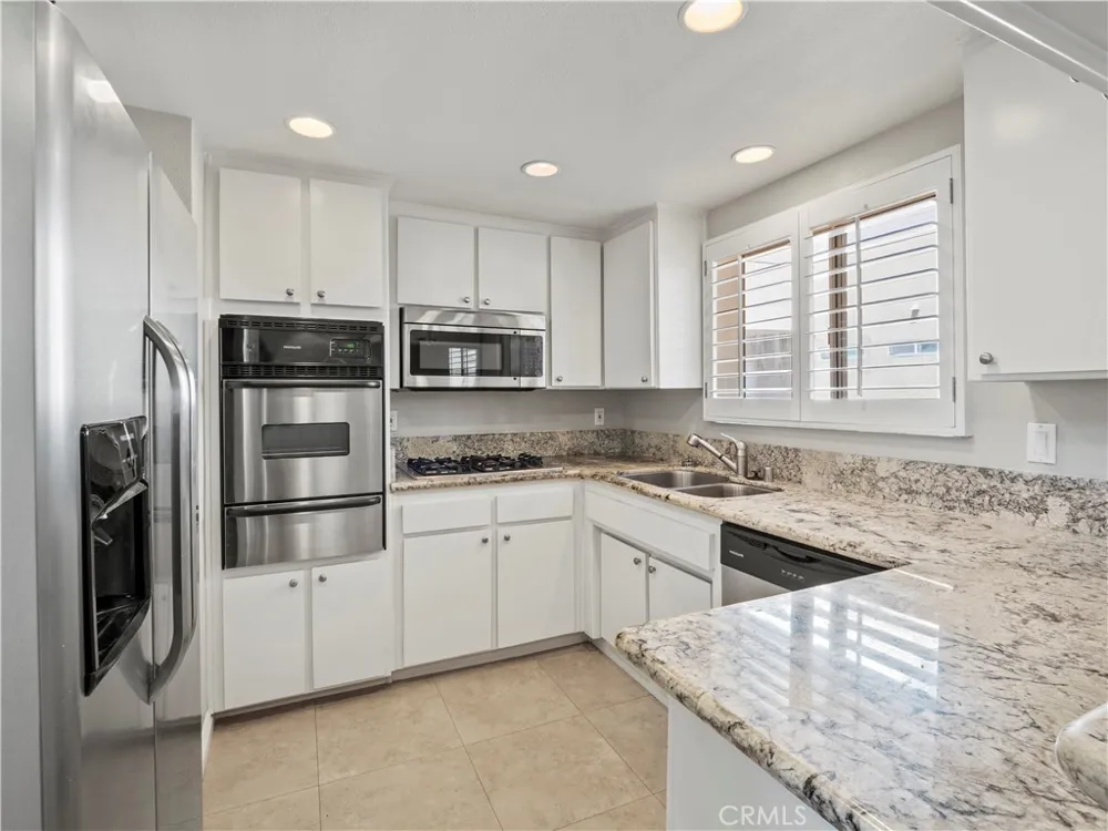 4301 Fulton Avenue #303 Sherman Oaks, CA 91423
