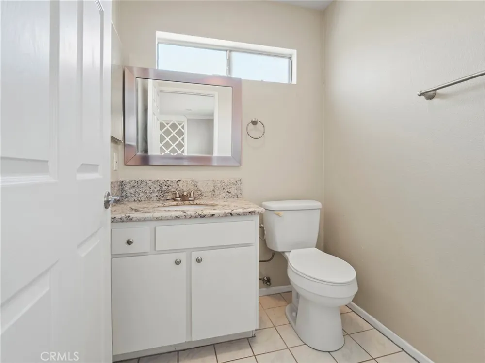 4301 Fulton Avenue #303 Sherman Oaks, CA 91423