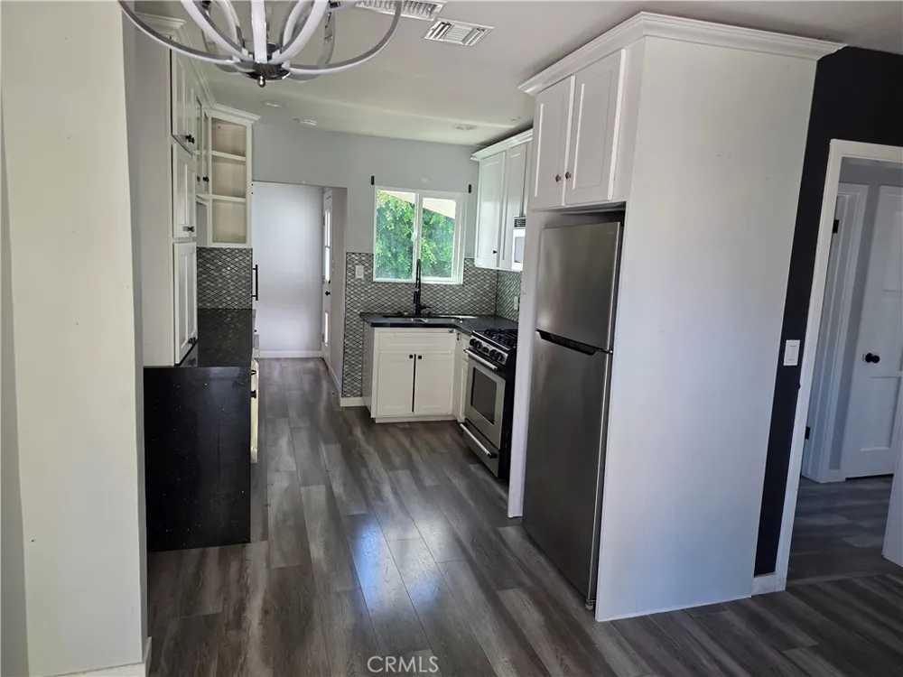 5779 Enfield Encino, CA 91316