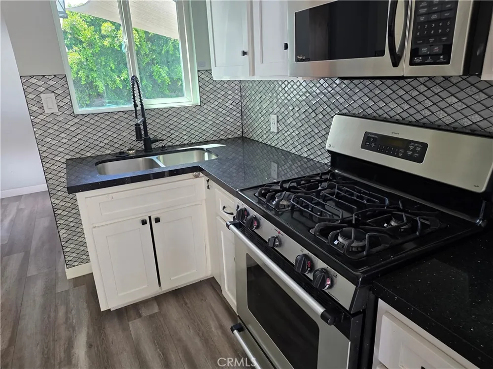 5779 Enfield Encino, CA 91316