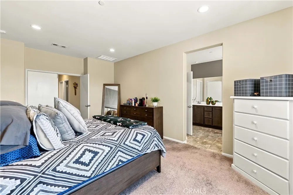 3128 Desert Cloud Rosamond, CA 93560