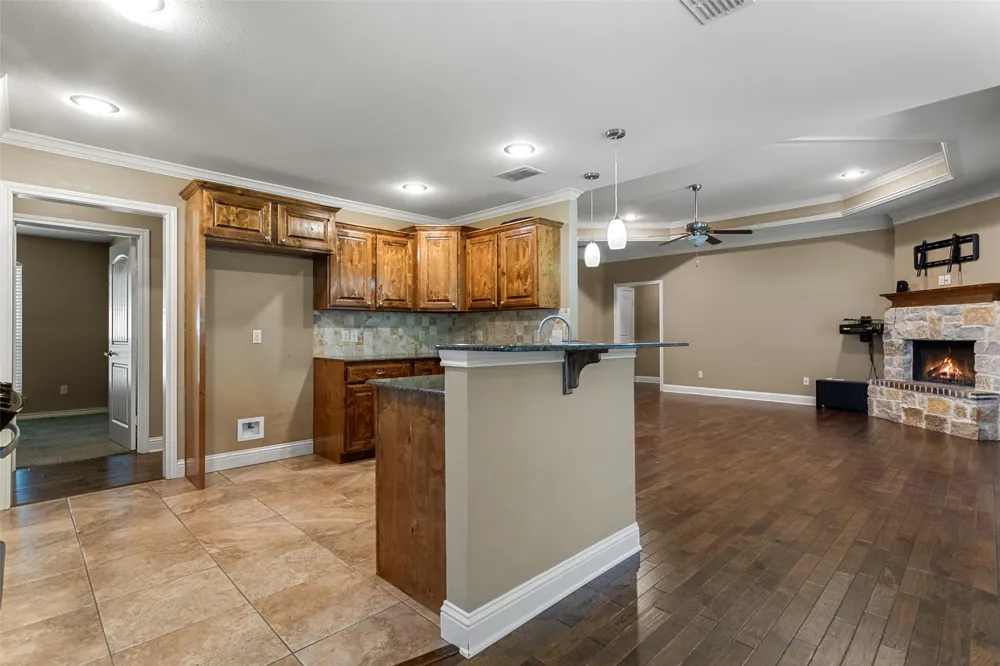 2312 Pittman Lane Lindale, TX 75771
