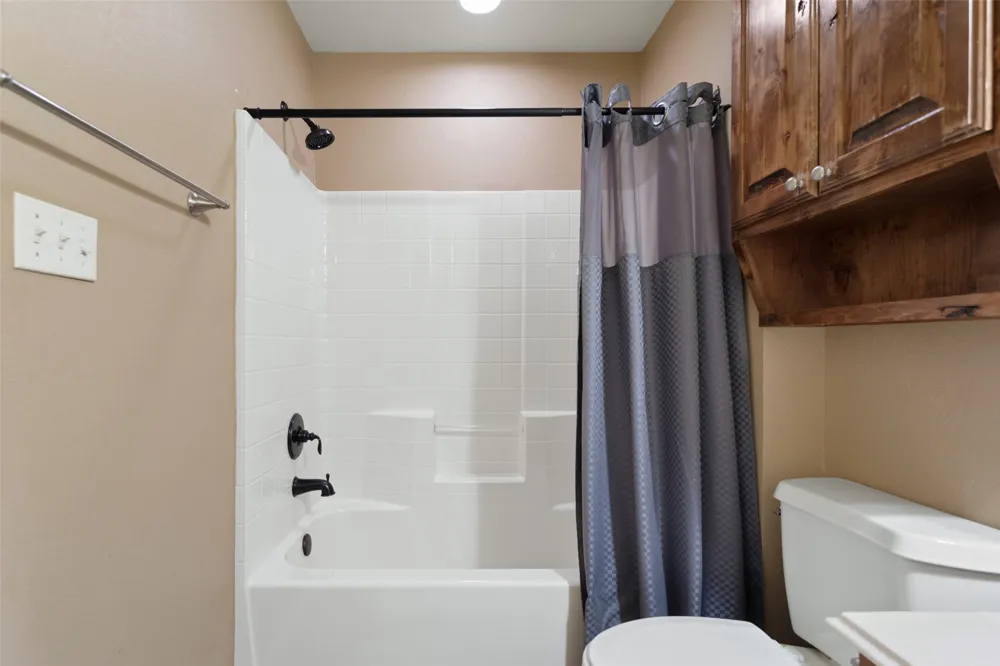 2312 Pittman Lane Lindale, TX 75771