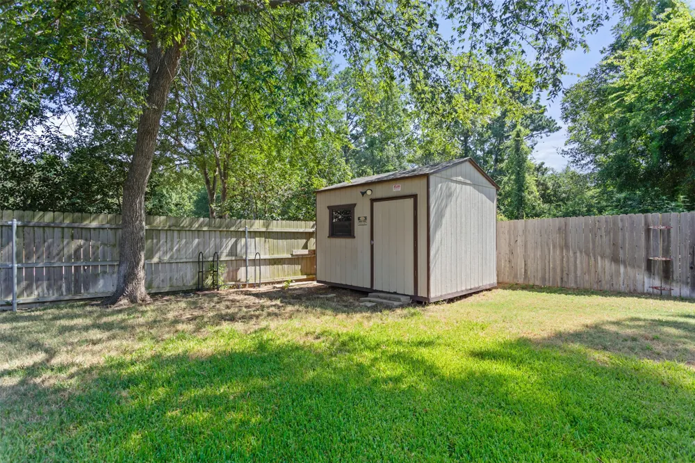2312 Pittman Lane Lindale, TX 75771