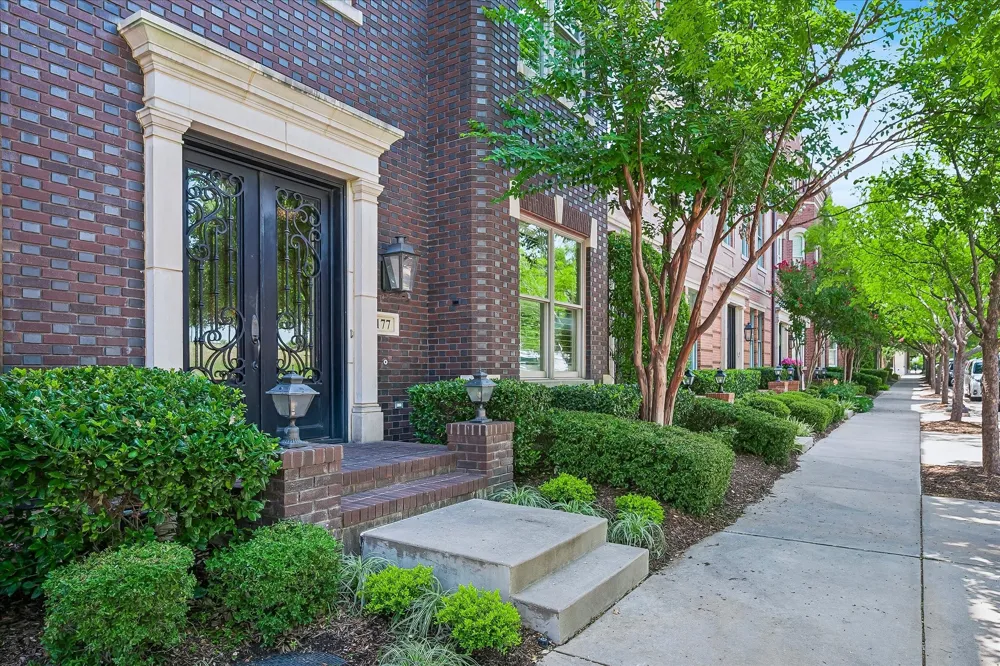 177 Summit Avenue Southlake, TX 76092