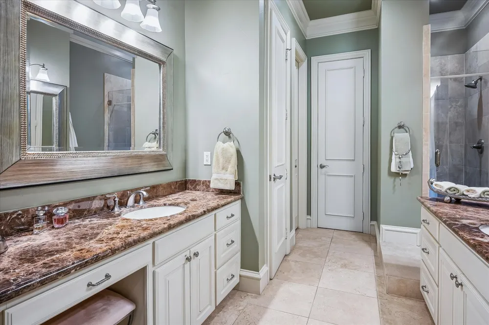 177 Summit Avenue Southlake, TX 76092