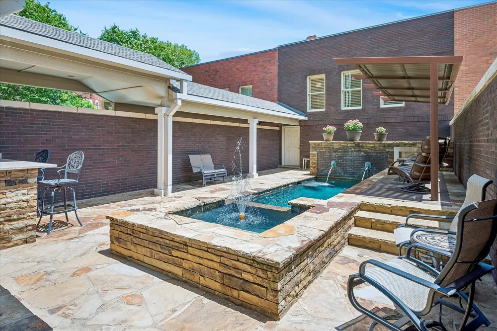 177 Summit Avenue Southlake, TX 76092