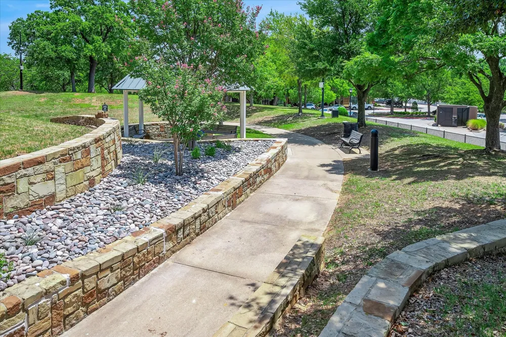 177 Summit Avenue Southlake, TX 76092