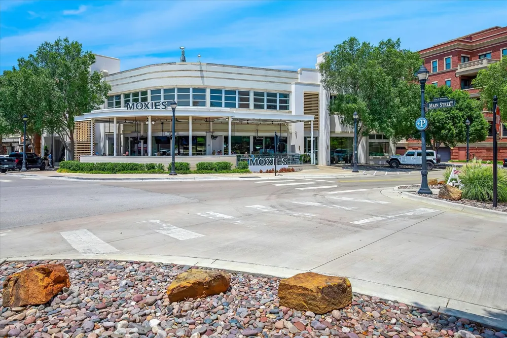 177 Summit Avenue Southlake, TX 76092