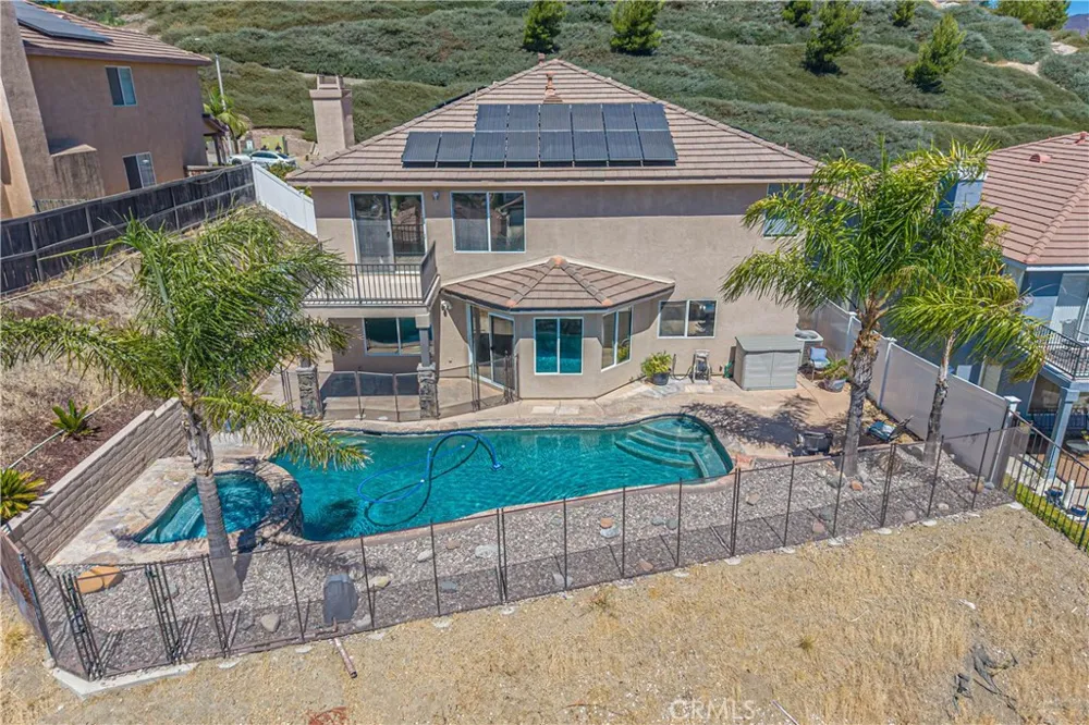32628 Ridge Top Lane Castaic, CA 91384