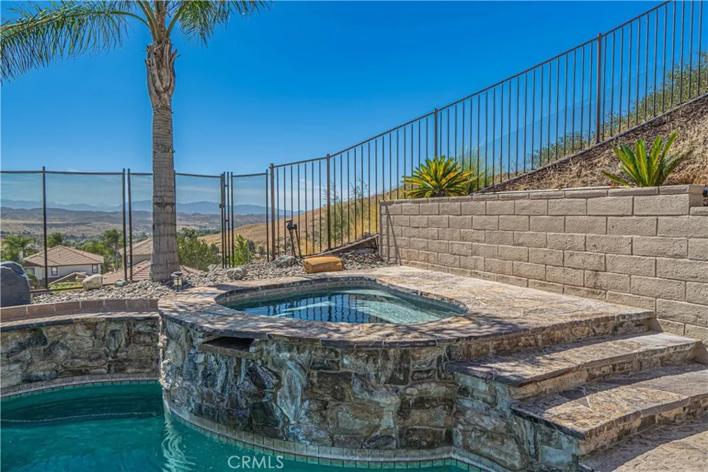 32628 Ridge Top Lane Castaic, CA 91384