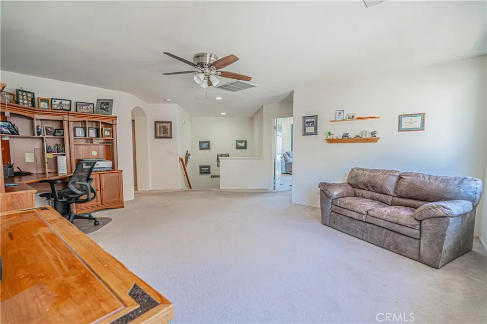 32628 Ridge Top Lane Castaic, CA 91384