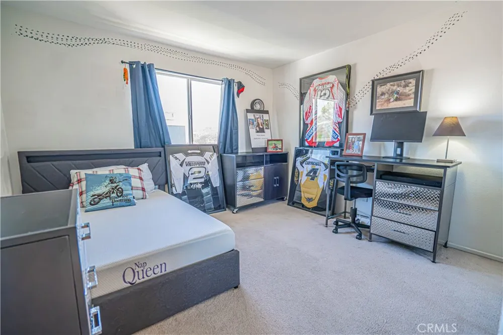 32628 Ridge Top Lane Castaic, CA 91384