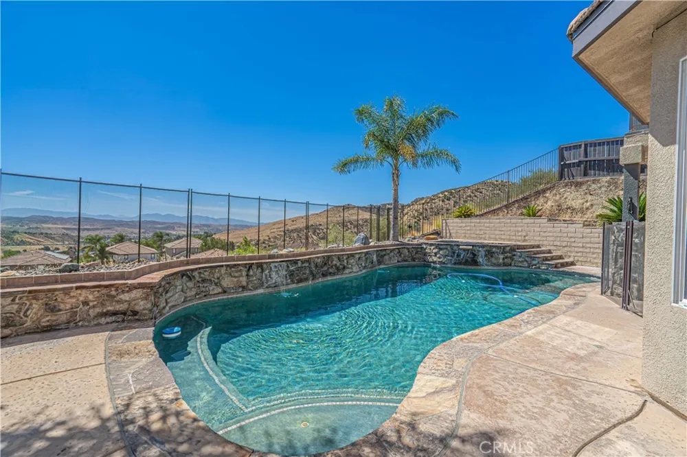 32628 Ridge Top Lane Castaic, CA 91384