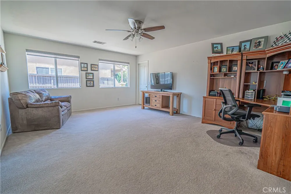 32628 Ridge Top Lane Castaic, CA 91384