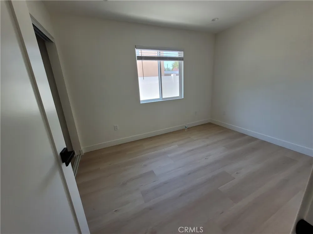 8321 Quartz Avenue #1/2 Winnetka, CA 91306