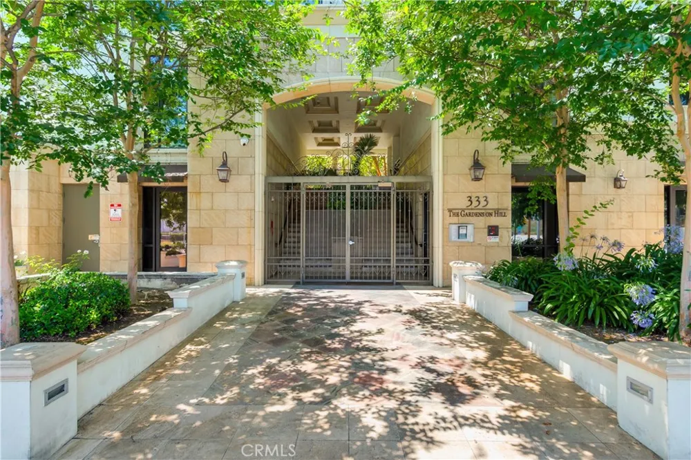 333 Hill Avenue #305 Pasadena, CA 91106