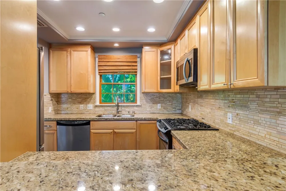 333 Hill Avenue #305 Pasadena, CA 91106