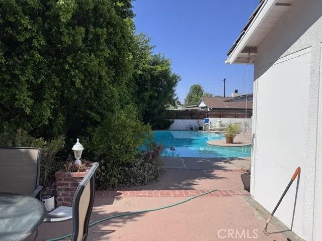 5307 Vanalden Tarzana, CA 91356