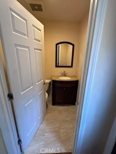 5307 Vanalden Tarzana, CA 91356