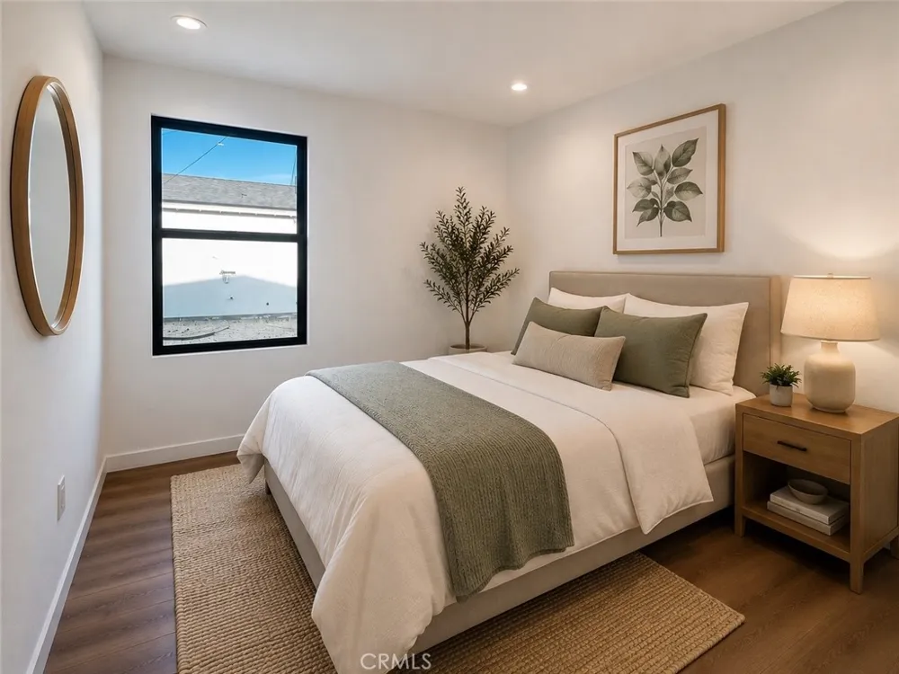 7008 Aura Reseda, CA 91335