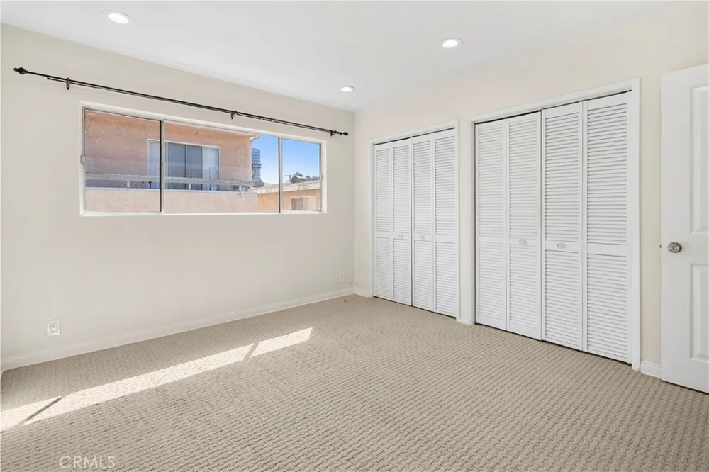 15457 Moorpark #5 Sherman Oaks, CA 91403