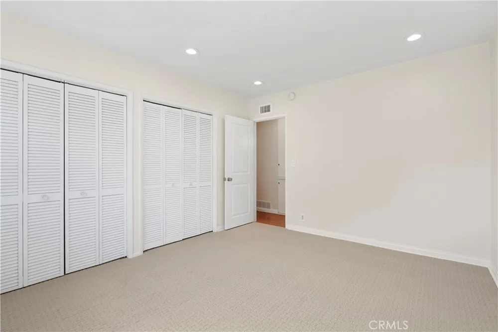 15457 Moorpark #5 Sherman Oaks, CA 91403