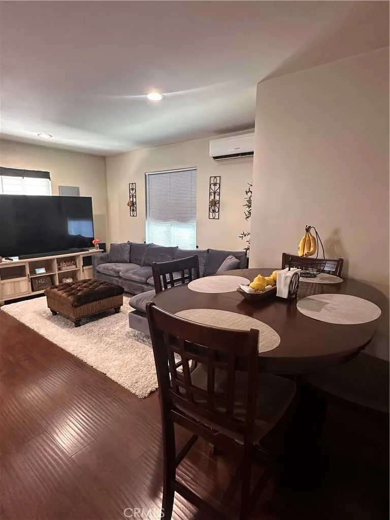 13447 Filmore Pacoima, CA 91331