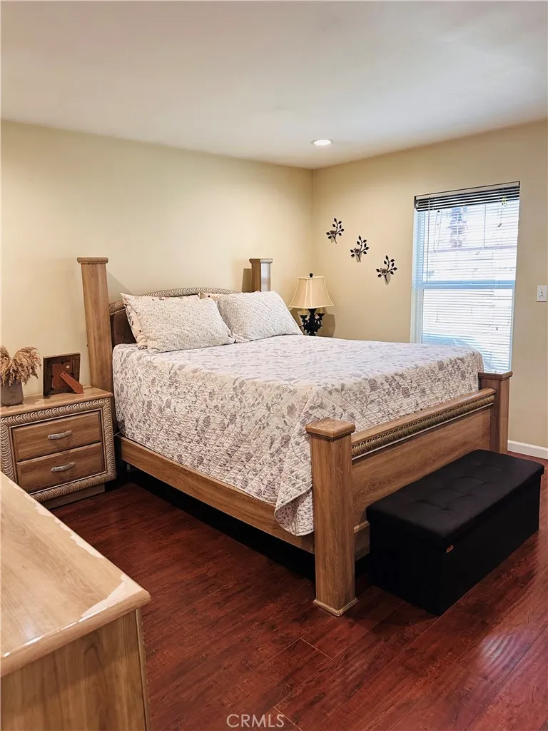 13447 Filmore Pacoima, CA 91331